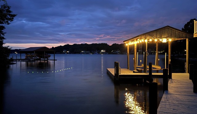 Takin' It Easy - SML Lakefront Kayaks King Beds - HOT Tub Fire Pit