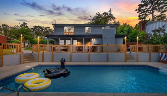 TAL Getaway|POOL |7 Mins to FSU