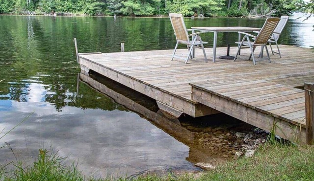 Talbot - Pineview - Two Bedroom Cottage, Sleeps 5