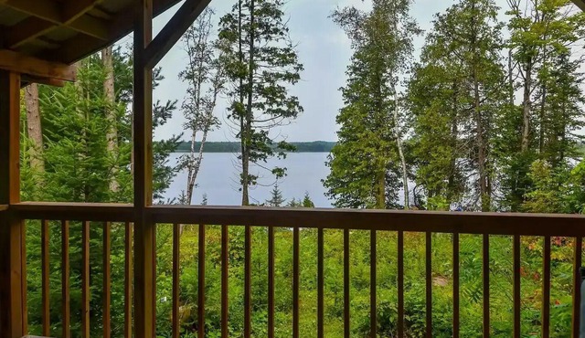 Talbot Waterfront Cottage