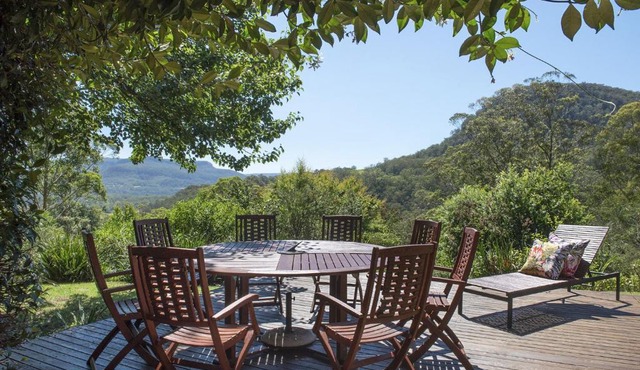 Taliesin - Beautiful 4 bedroom home with amazing views!