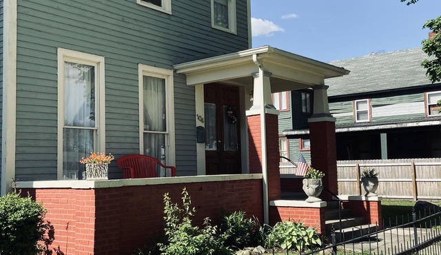 Tall, Bright, Spacious studio apartment has an open concept and relaxing vibe.