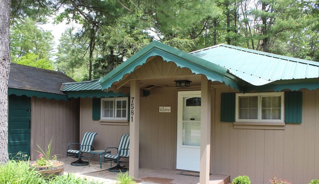 Tall Pines Cabin