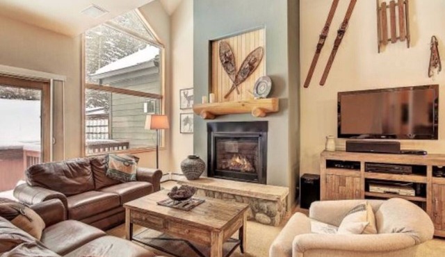 Tall Pines Superchair Townhome Ski In/Out Private Hot Tub