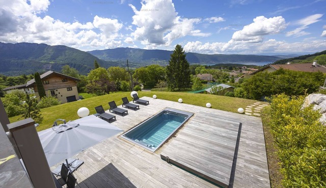 Talloires Adret and Ubac House