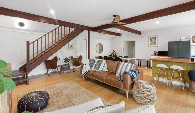 *Tallows Oasis -2-bed, 1min to beach, dogs welcome