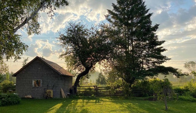 Talu Farmhouse - Two Bedroom Cottage, Sleeps 4