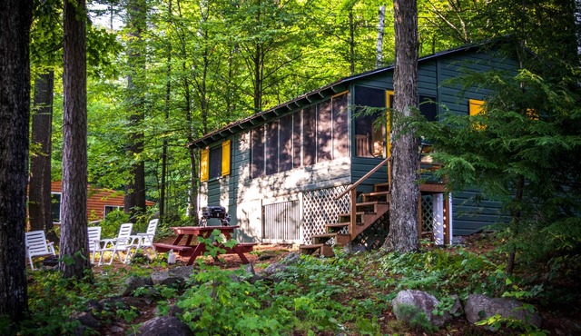 (Tamarack) Charming Seasonal Cabin Steps To The Beach
