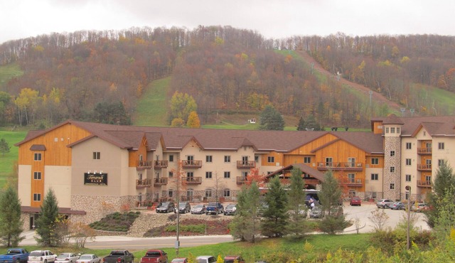 Tamarack Club 4 Season Condo - Holiday Valley Resort, Ellicottville, NY