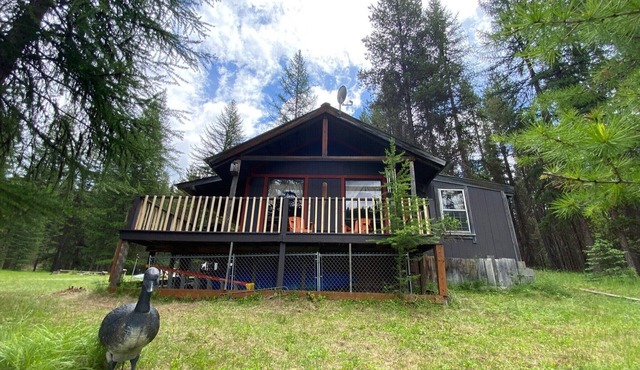 Tamarack Retreat: River Front, Kayaks, Campfire