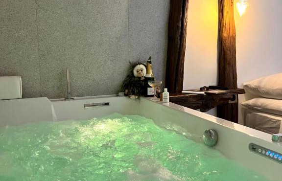 Tamarin & Capucin Suite Balnéo