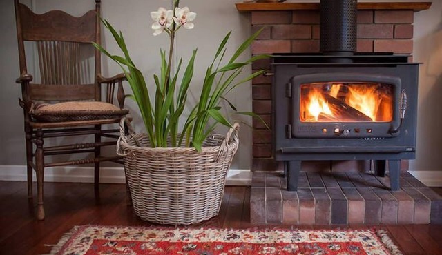 Tamarind Street Cottage. Maleny, Queensland