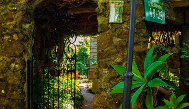 Tamborine Mountain B&B