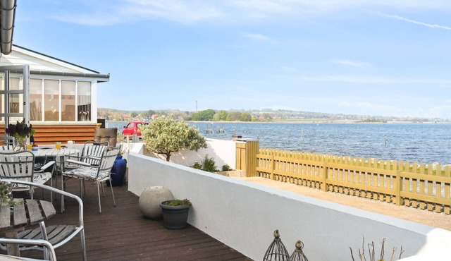 "Tameka" - 10m to the fjord by Interhome