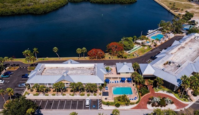 Tampa Bay Beach Getaway and Resort