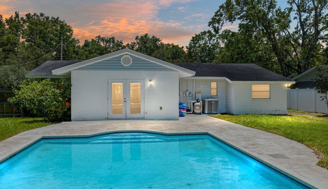 Tampa Disney Beaches 2 mins to I4