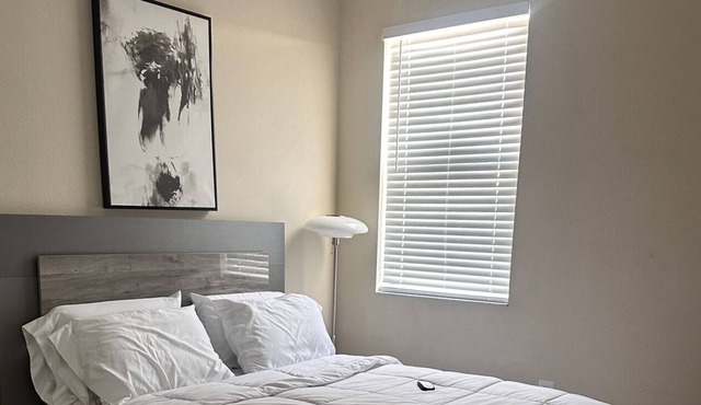 Tampa oulet mallnFriendlynTeatron30 min front airport nWater park