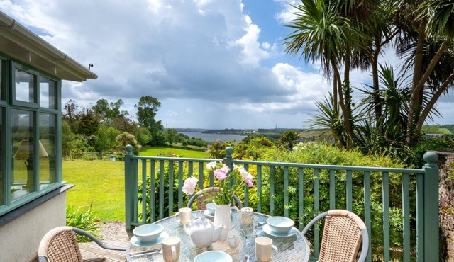 Tanglewood Cottage - Two Bedroom House, Sleeps 4