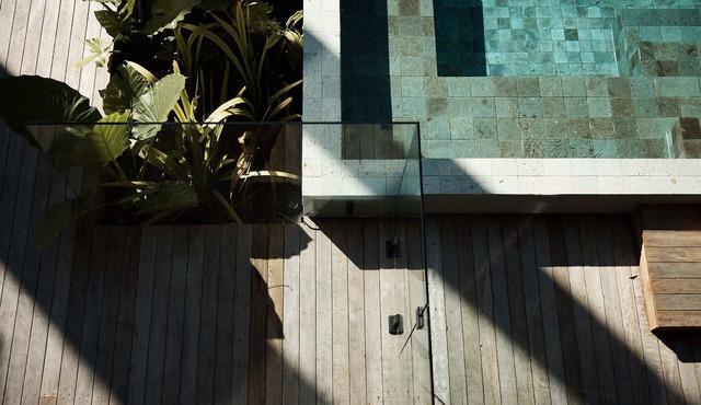 'Tanglewood' Luxury Architectural Home w/heated magnesium pool