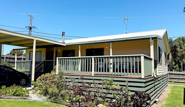 Tanjil Cottage - Lakes Entrance