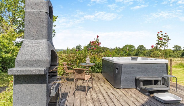 Tanybryn Cottage - Three Bedroom House, Sleeps 5