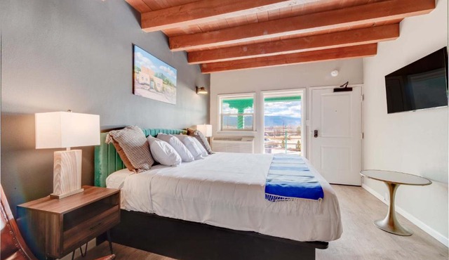 Taos Motor Lodge