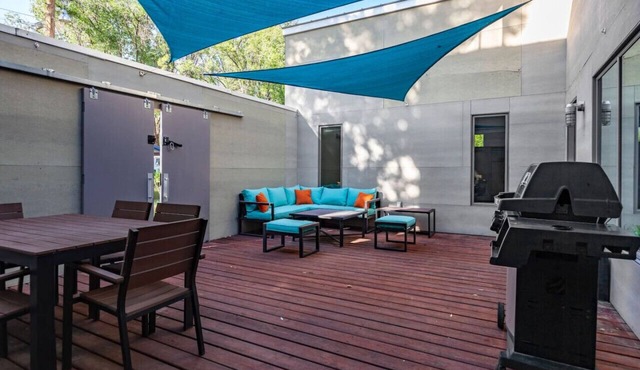Taos Seasons - "Luxury Taos Retreat – Experience the Seasonal Bliss"