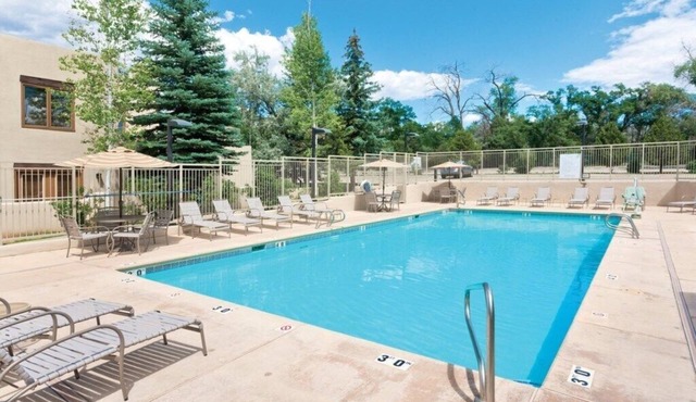 Taos | Short Stay Mountain Trip | Pool + Hot Tub