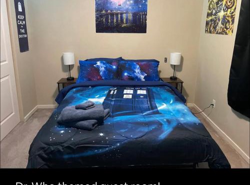 Tardis Dr Who Themed Guest Room