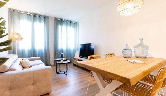 Tarlà - Holiday Apartment Rental in Girona | Bravissimo