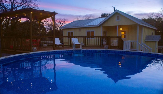 Tarpley Guesthouse/Hill Country/Private Pool