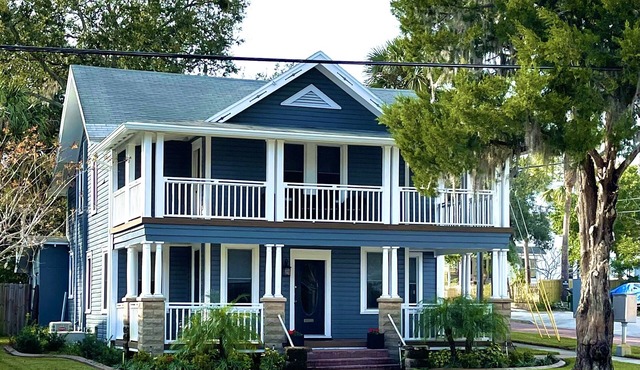 Tarpon House - Center Street