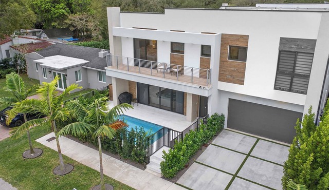 Tarpon River Enclave - New Build