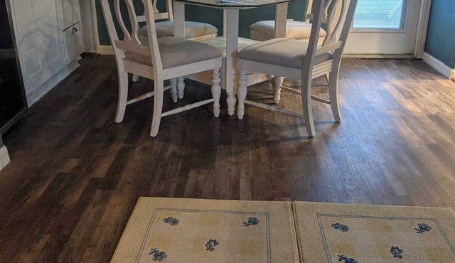 Tarpon Tavern at Glades Villas-One bedroom Apartment