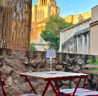 Tarraco Cathedral Cottage