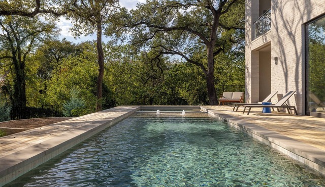 Tarrytown Luxury + Private Pool - Everest!