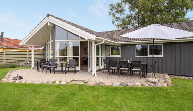 "Tashina" - 200m from the sea by Interhome