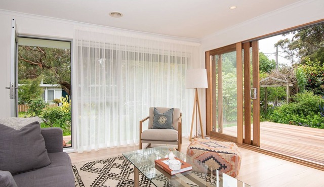 Tasman Serenity in Somers Walk to the beach