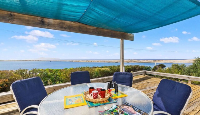 Taste Of Paradise with WiFi!- Mangawhai Heads Home