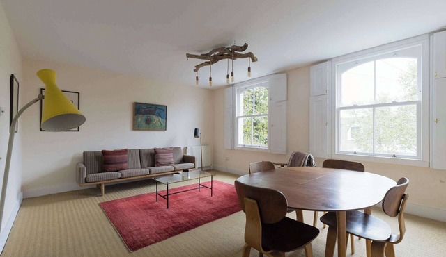 Tasteful 1BD Flat in De Beauvoir Town