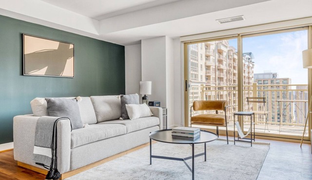 Tasteful Ballston 1BR w/Concierge, W/D & Pool, near Metro, by Blueground