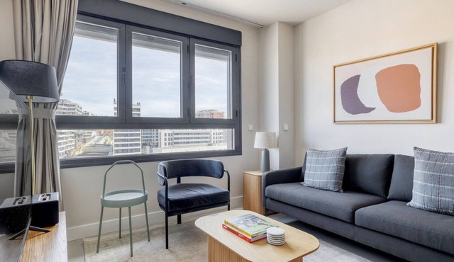 Tasteful Imperial 1BR w/Gym, Pool & Doorman, near Parks, by Blueground