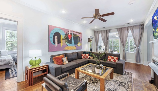 Tasteful Myers Park 2BR King Condo | Sunroom