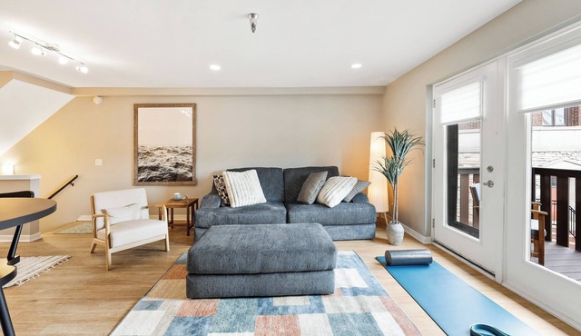 Tasteful Townhouse Condo w/Two Private Parking Spots!