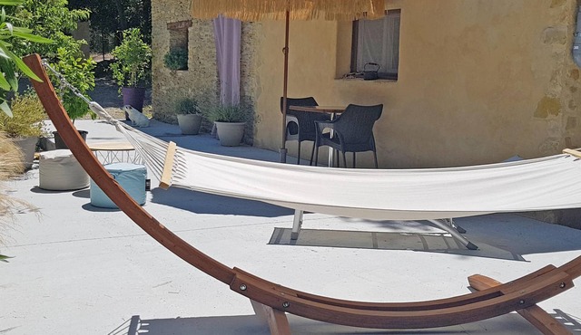 Tastefully decorated gîte with airco and heated pool