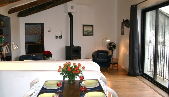 Tastefully renovated village house in Laroque des Alberes.