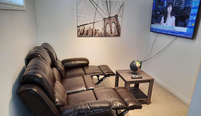 Tastefully furnished 5 Bedroom home in the heart of Saskatoon