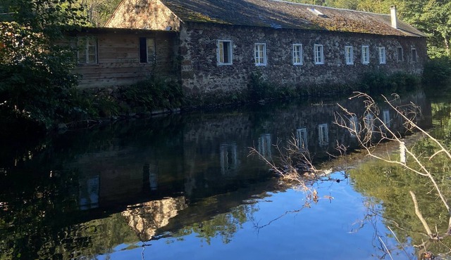 Taupe - Cozy cottage with it's feet in the river, close to great hiking trails