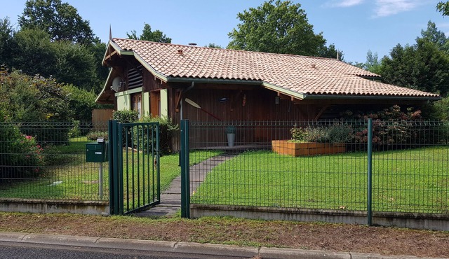 TAUSSAT villa coeur de bassin