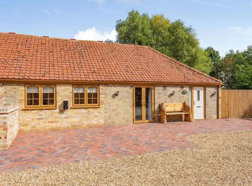 Tawny Acre Barn - Uk38614